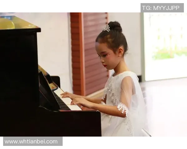 从童年梦想到绿茵传奇足球明星的成长之路与奋斗历程